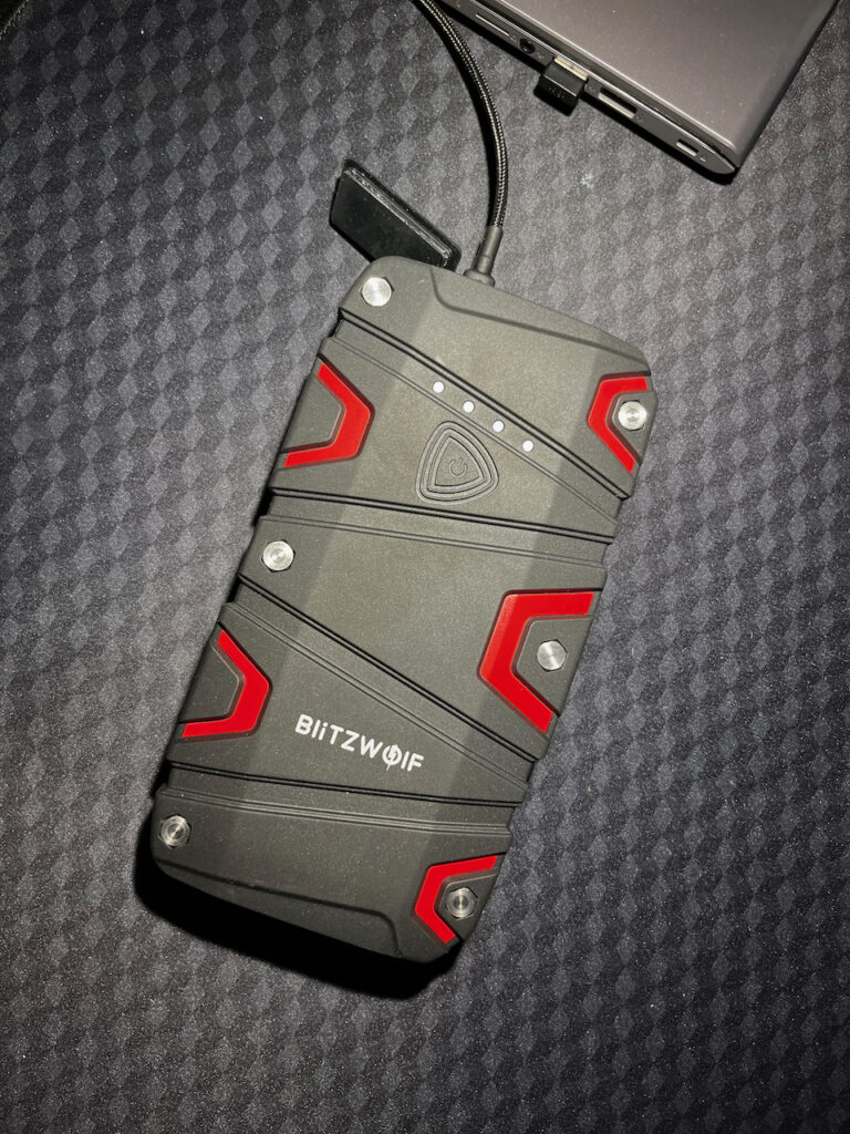 JumpStarter BlitzWolf