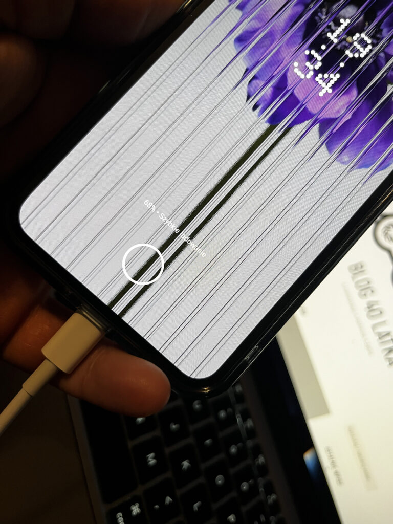 LDNIO ładuje NothingPhone