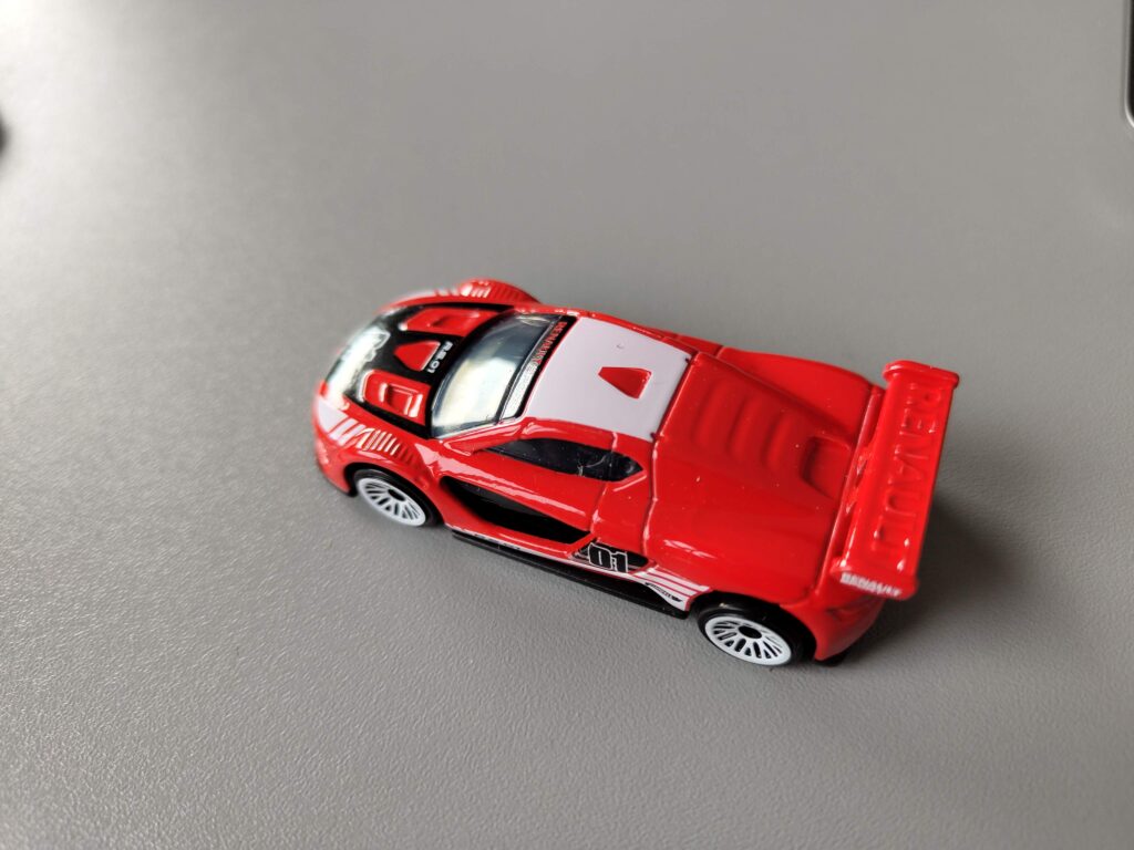 Hot Wheels Renault RS01 