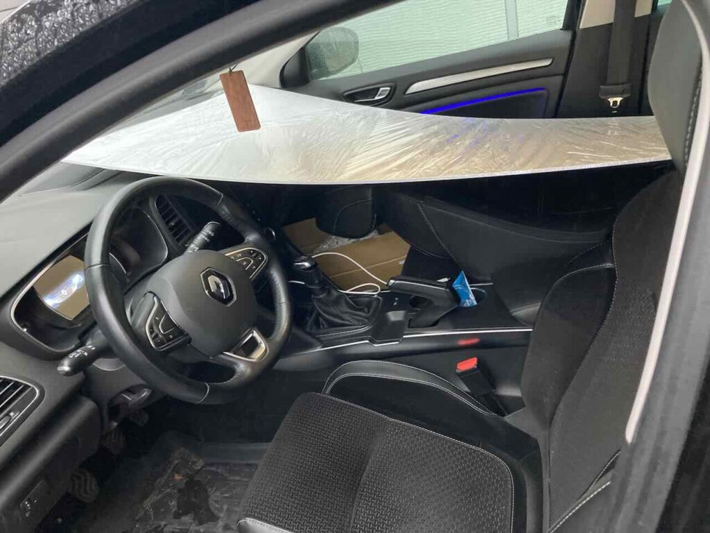 Długi w Megane