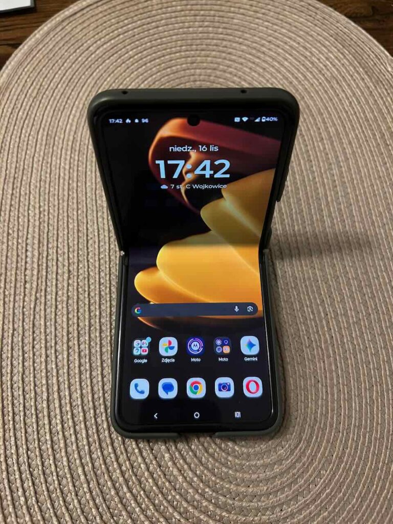 Motorola RAZR 50