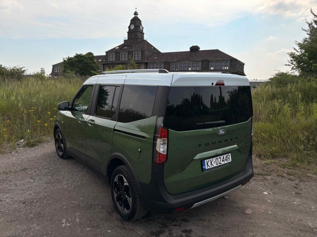 Ford Tourneo